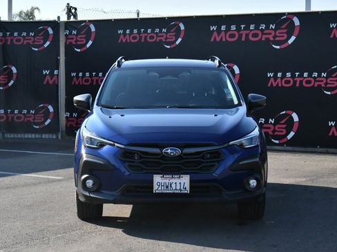 Used 2024 Subaru Crosstrek 2.5i Limited w/ Crosstrek Mirror Package AWD/4WD image 2