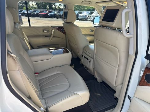 Used 2017 INFINITI QX80 4WD w/ Deluxe Technology Package image 20