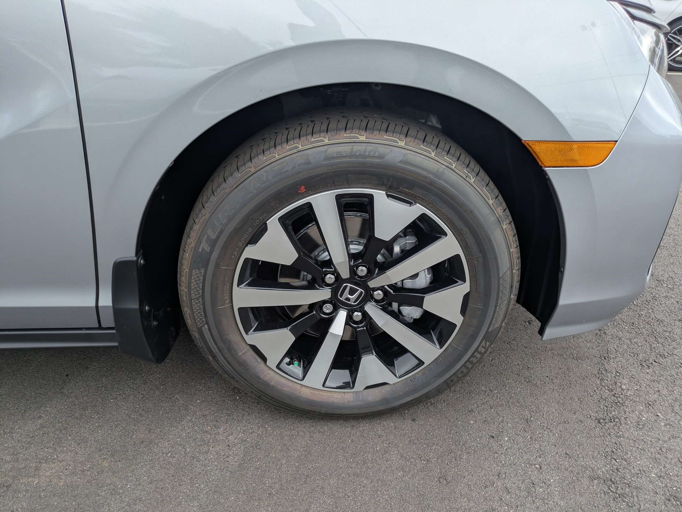 New 2027 Honda Odyssey EX-L image 15