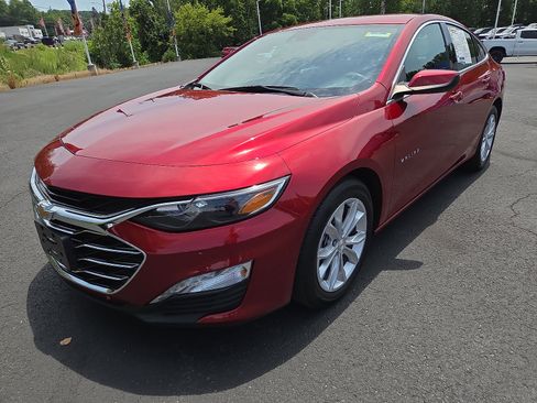Used 2024 Chevrolet Malibu LT FWD image 7