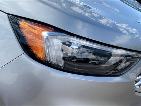 Certified 2024 Ford Edge Titanium image 27