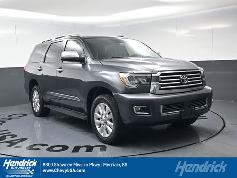 Used 2020 Toyota Sequoia Platinum image 1