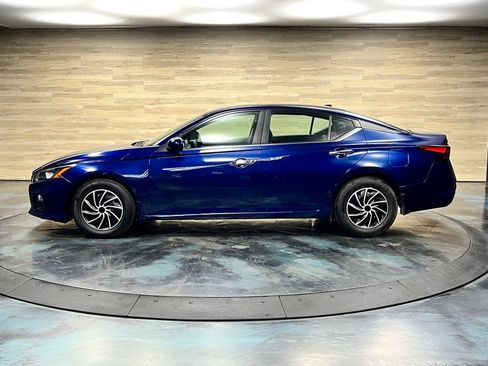Used 2020 Nissan Altima 2.5 S FWD image 11
