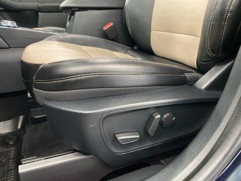 Certified 2021 Ford Escape Titanium w/ Titanium Elite Package AWD/4WD image 16