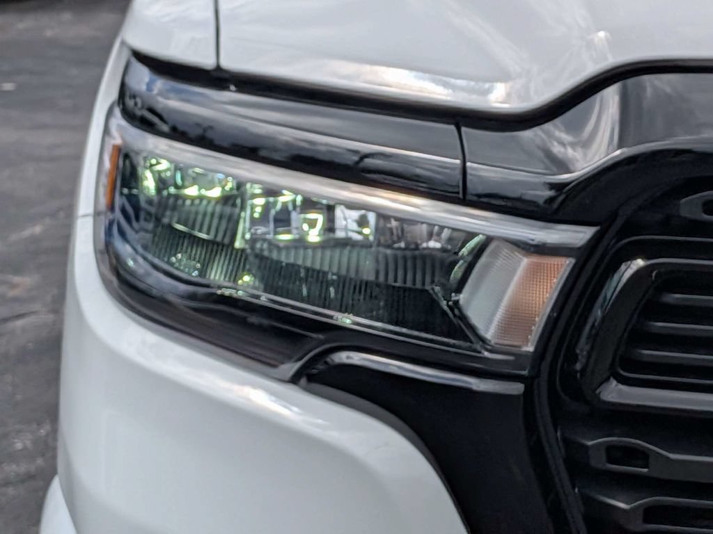New 2026 RAM 1500 Express AWD/4WD image 10