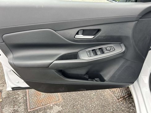 New 2026 Nissan Sentra SV w/ SV Convenience Package FWD image 16