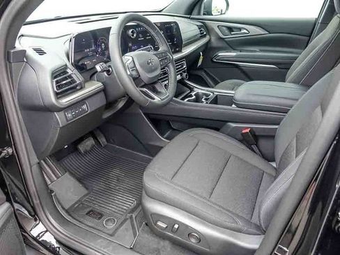 New 2026 Chevrolet Traverse LT w/ Midnight/Sport Edition AWD/4WD image 14