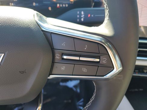 New 2026 Chevrolet Equinox EV LT image 30