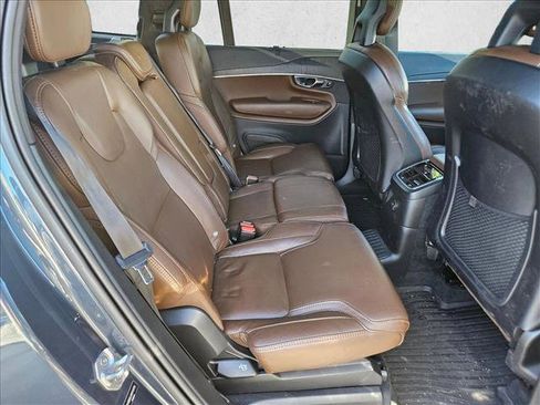 Used 2021 Volvo XC90 T8 Inscription w/ Advanced Package image 16