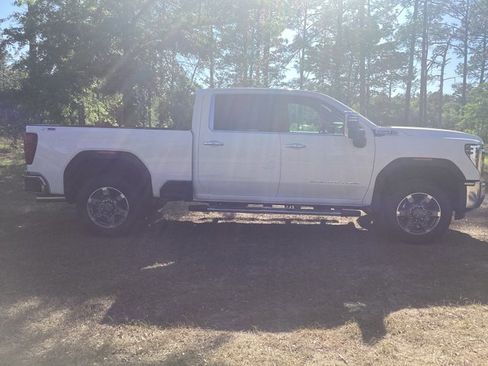 New 2026 GMC Sierra 2500 SLT w/ SLT Premium Package AWD/4WD image 5