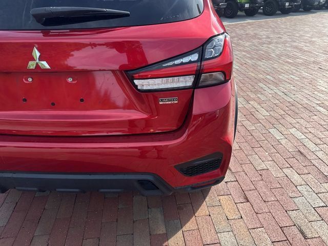 Used 2022 Mitsubishi Outlander Sport LE AWD/4WD image 12