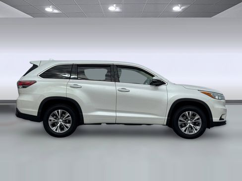 Used 2015 Toyota Highlander Plus image 7