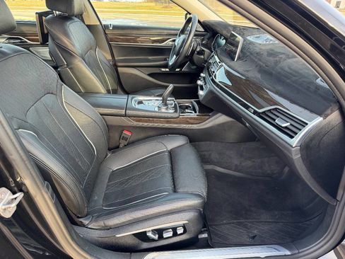 Used 2016 BMW 750i xDrive image 20