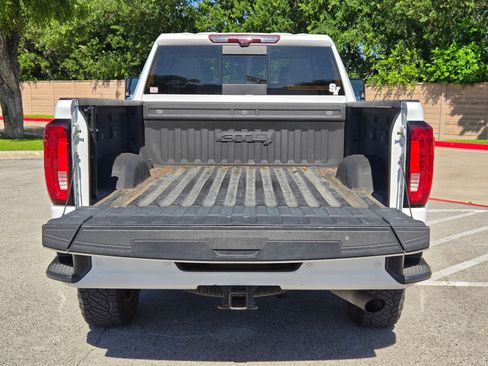 Used 2022 GMC Sierra 2500 AT4 w/ AT4 Premium Plus Package AWD/4WD image 24