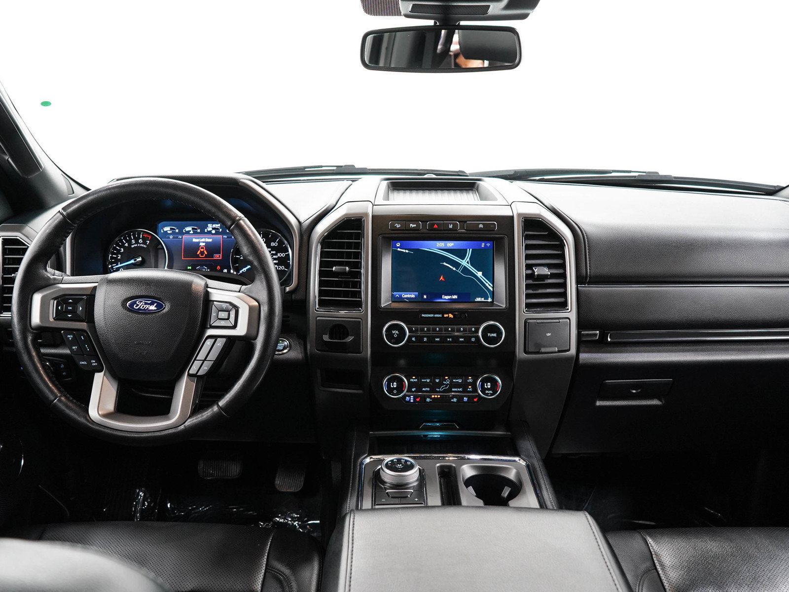 Used 2021 Ford Expedition XLT w/ Equipment Group 202A AWD/4WD image 18