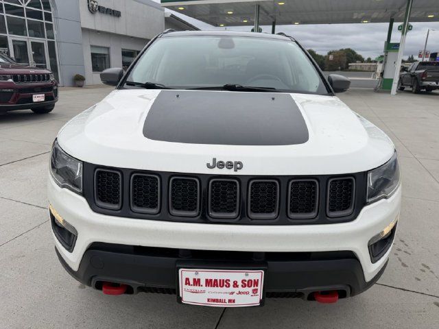Used 2019 Jeep Compass Trailhawk w/ Cold Weather Group AWD/4WD image 2