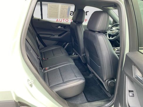 Used 2025 Chevrolet Equinox LT w/ Convenience Package II AWD/4WD image 12