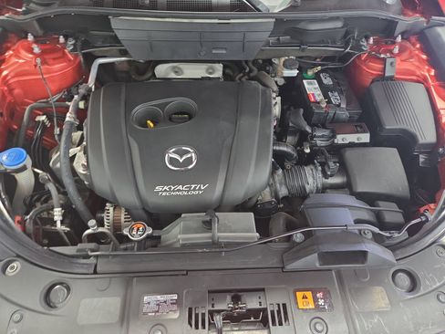 Used 2018 MAZDA CX-5 Touring w/ Preferred Equipment Package AWD/4WD image 25