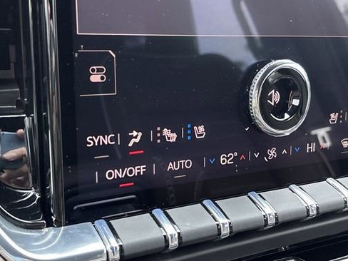 Used 2026 GMC Yukon XL Denali Ultimate AWD/4WD image 45