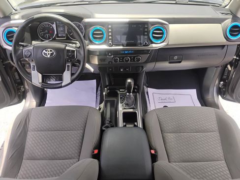 Used 2021 Toyota Tacoma SR5 RWD image 49