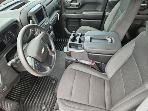New 2026 Chevrolet Silverado 1500 Custom RWD image 15