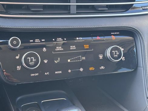 Certified 2023 INFINITI QX60 Luxe w/ Performance Audio Package FWD image 27