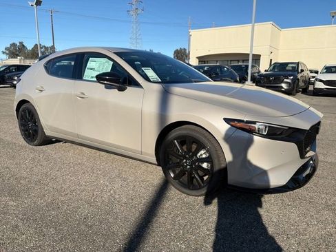 New 2026 MAZDA MAZDA3 Hatchback w/Premium Plus Pkg AWD/4WD image 7
