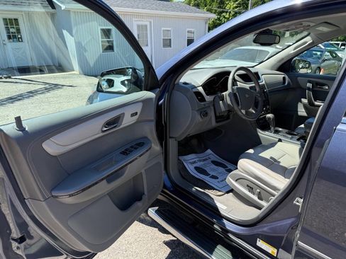 Used 2014 Chevrolet Traverse LTZ w/ LPO, 'HIT The Road' Package AWD/4WD image 14