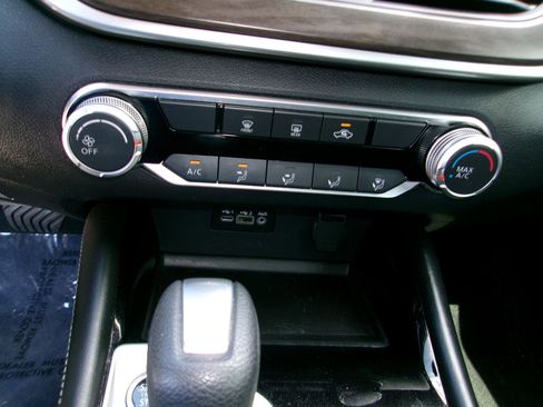 Used 2023 Nissan Altima 2.5 SV image 25