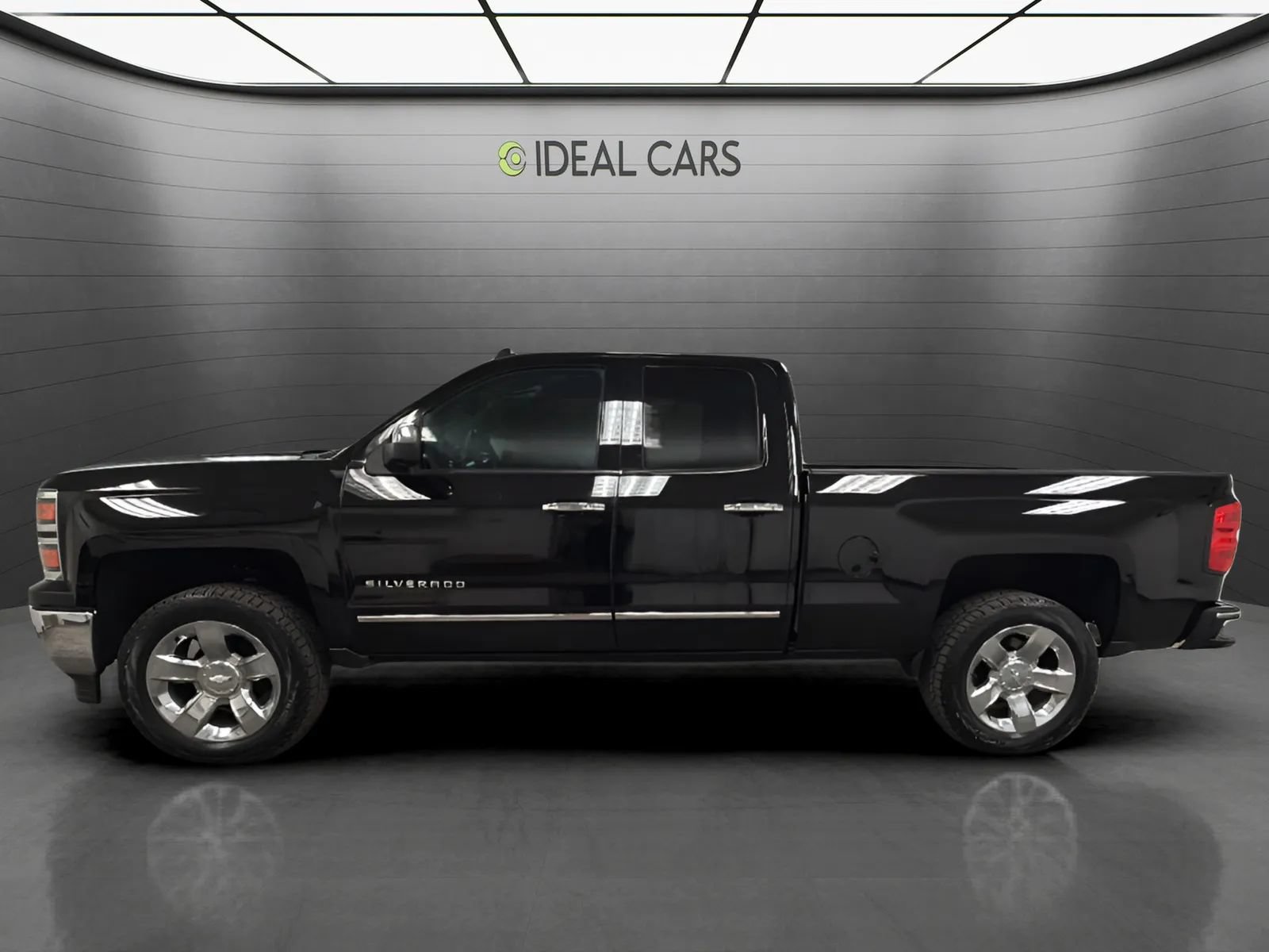 Used 2014 Chevrolet Silverado 1500 LTZ w/ LTZ Plus Package RWD image 2