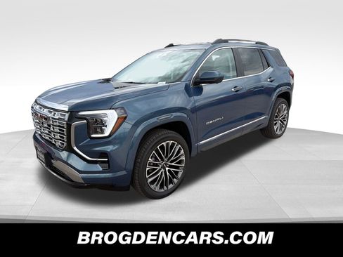 New 2026 GMC Terrain Denali w/ LPO, Floor Liner Package AWD/4WD image 4
