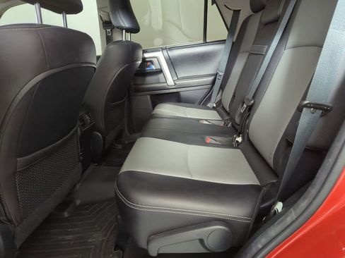 Used 2015 Toyota 4Runner SR5 Premium image 20