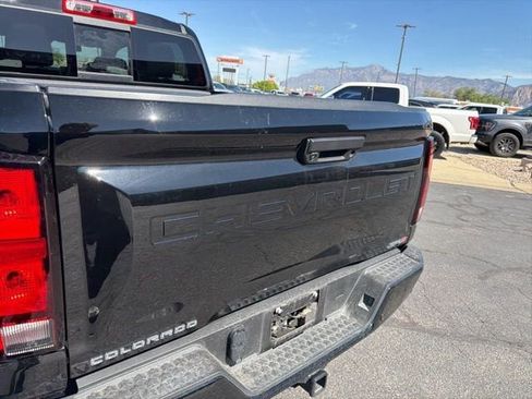 Used 2024 Chevrolet Colorado ZR2 w/ ZR2 Convenience Package III AWD/4WD image 29