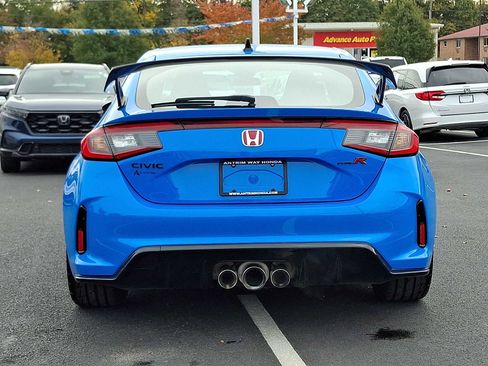 Used 2024 Honda Civic Type R image 5