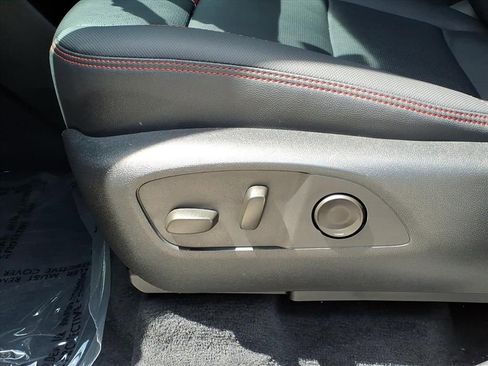 Used 2024 Chevrolet Traverse RS w/ LPO, Floor Liner Package FWD image 22