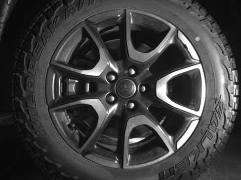 Used 2025 Jeep Compass Trailhawk image 12