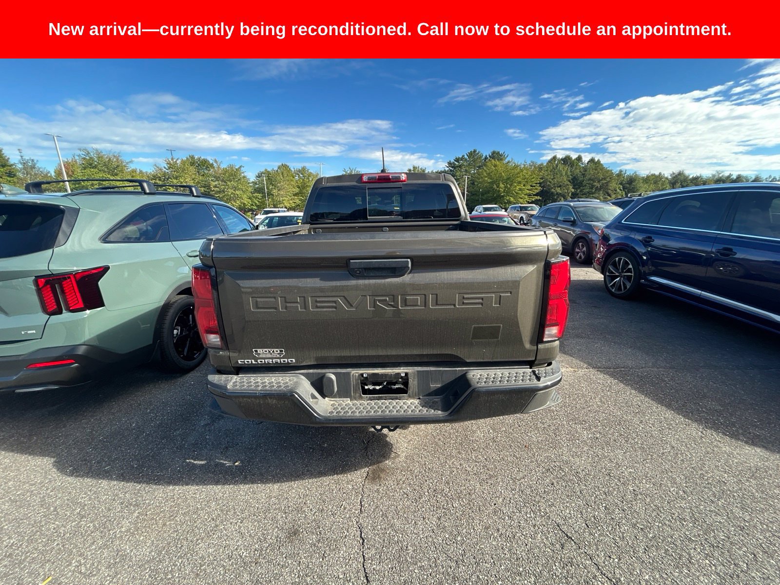 Used 2024 Chevrolet Colorado Z71 AWD/4WD image 8
