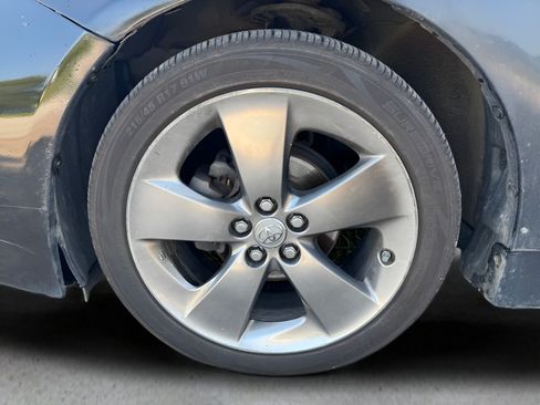 Used 2013 Toyota Prius Persona Series FWD image 31