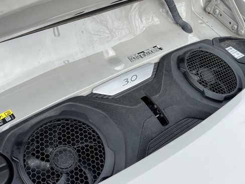 Certified 2024 Porsche 911 Carrera image 33