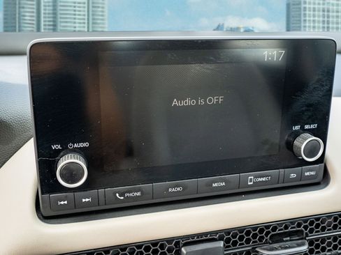 Used 2023 Honda HR-V LX image 33