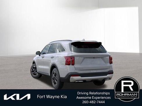 New 2026 Kia Sorento S FWD image 5