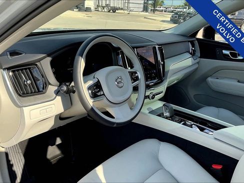Certified 2025 Volvo XC60 T8 Plus w/ Protection Package Premier image 17