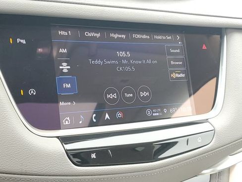 Certified 2023 Cadillac XT5 Premium Luxury w/ LPO, Floor Liner Package FWD image 22
