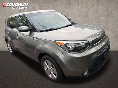 Used 2015 Kia Soul FWD image 1