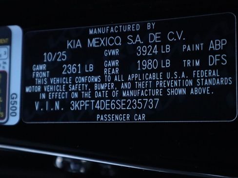 New 2025 Kia K4 LXS image 41