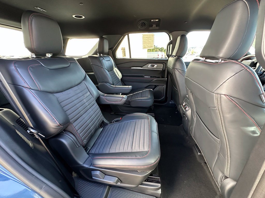 New 2027 Ford Explorer ST-Line w/ Premium Package AWD/4WD image 26
