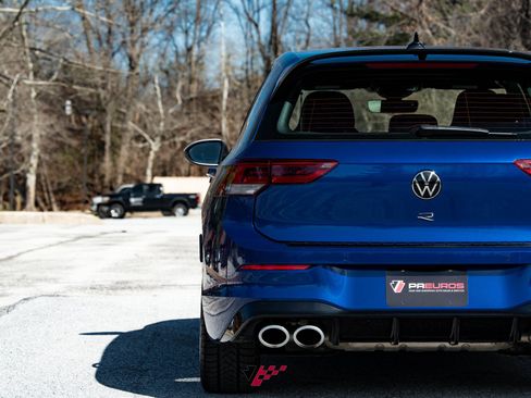 Used 2023 Volkswagen Golf R 2.0T Manual image 29