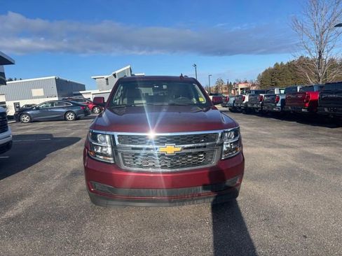 Used 2016 Chevrolet Tahoe LT image 3