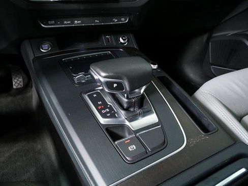 Used 2018 Audi Q5 2.0T Premium Plus w/ Premium Plus Package image 18