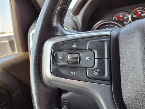 Used 2022 Chevrolet Silverado 2500 LTZ w/ LTZ Convenience Package image 18